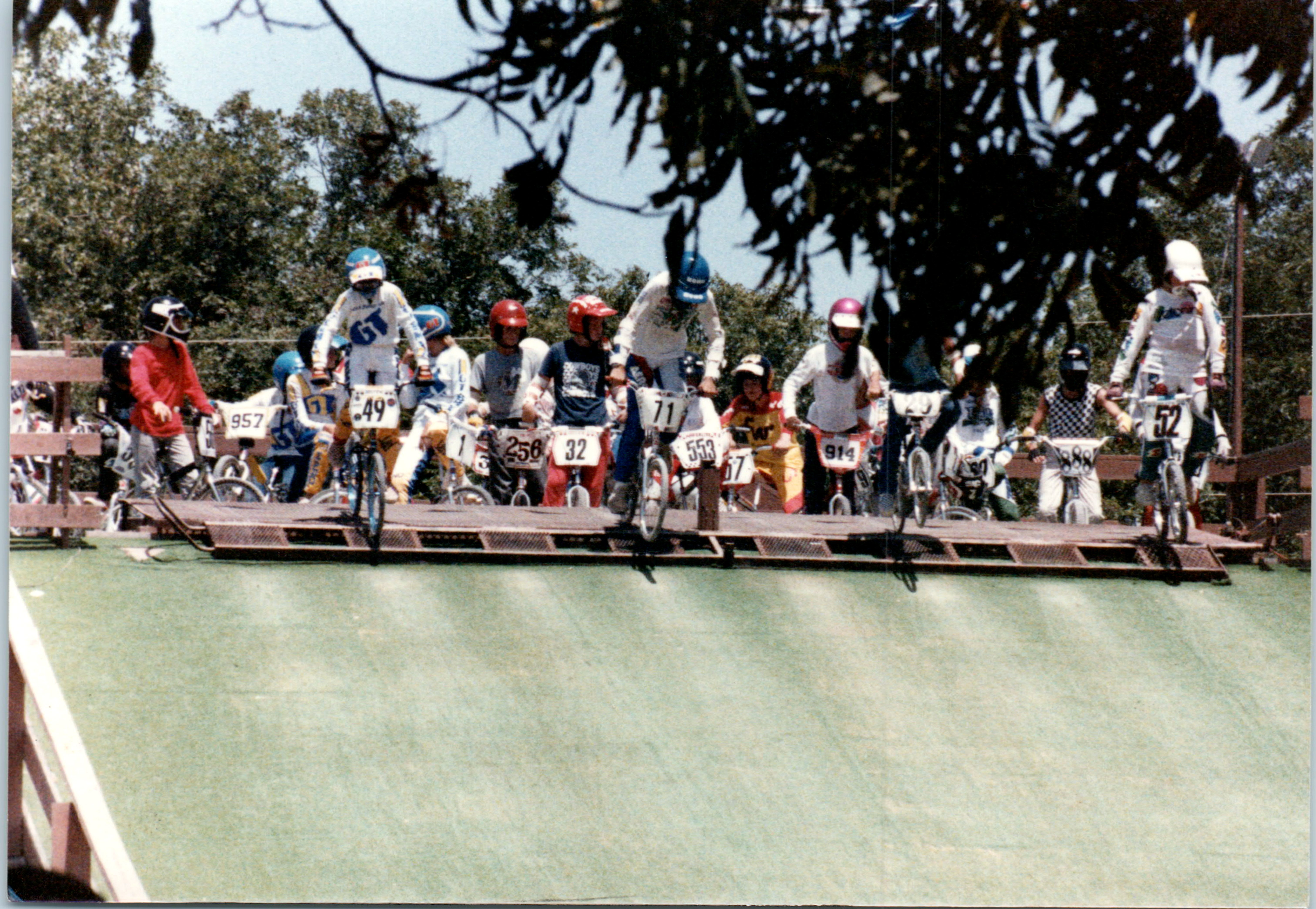 bmx-mixed20140929_16190107-2_6046x4174_cef0e552f0.jpg